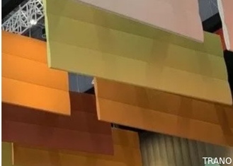 Accrocher multicolore a senti la rouille saine acoustique de cloisons empêcher