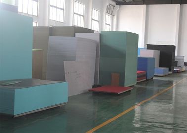 Panneaux de mur insonorisants décoratifs de couleur de marine, panneaux réutilisés de feutre d'animal familier