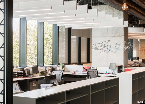 Le plafond acoustique en métal en bois de couleur déroute en U